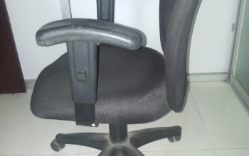 OFFICIAL SWIVEL CHAIR